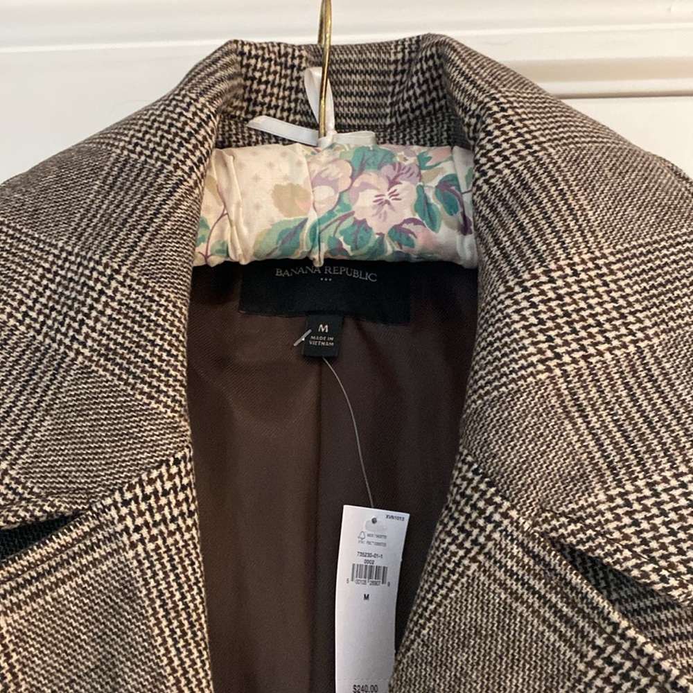 BANANA REPUBLIC calf length fully lined wrap coat! Brand new! Simply gorgeous!